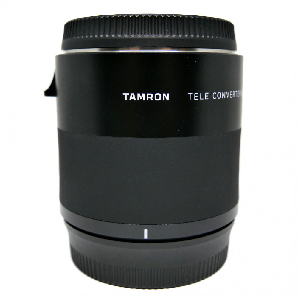 (Myyty) Tamron TC-X20 2x telejatke (Nikon) (käytetty)