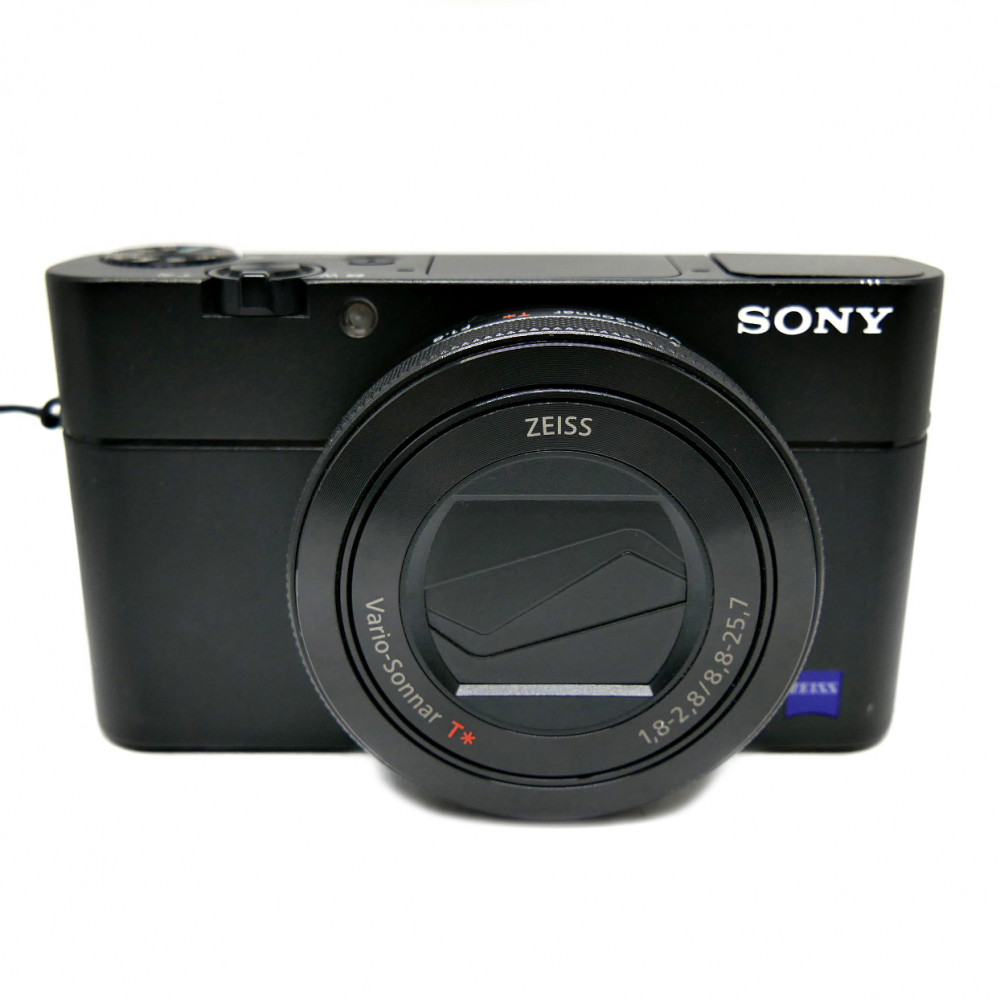 (Myyty) Sony DSC-RX100 Mark V (käytetty)