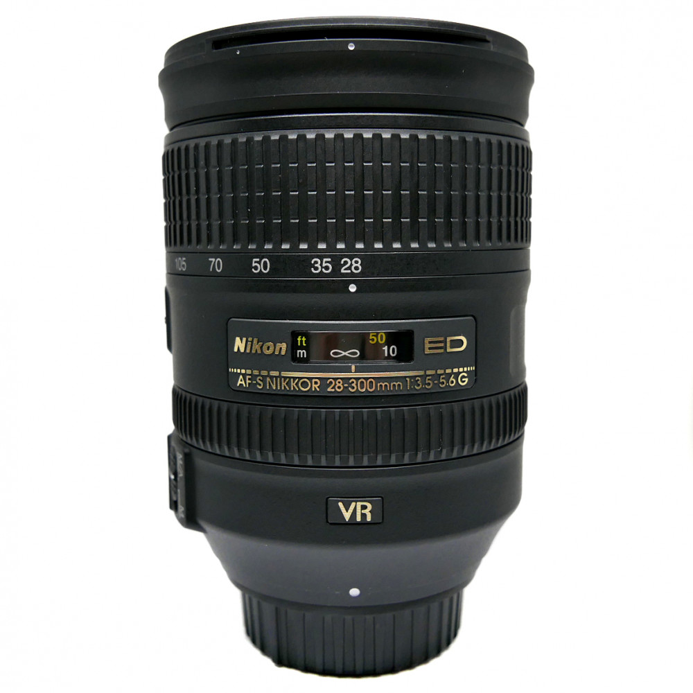 (Myyty) Nikon AF-S Nikkor 28-300mm f/3.5-5.6G ED VR (sis. ALV) (käytetty)