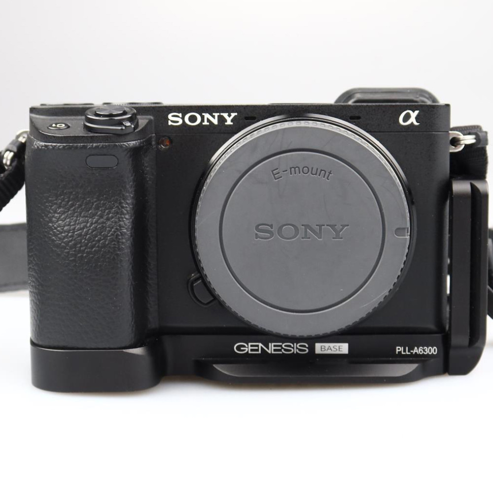 (Myyty) Sony A6400 (SC: 8400) (käytetty)