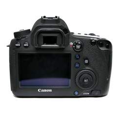 (Myyty) Canon EOS 6D runko Wifillä (SC: 74150) (Käytetty)