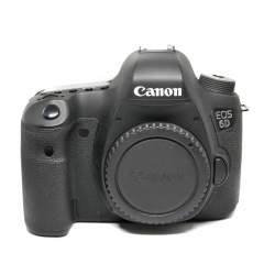 (Myyty) Canon EOS 6D runko + akkukahva (SC:56245) (käytetty)