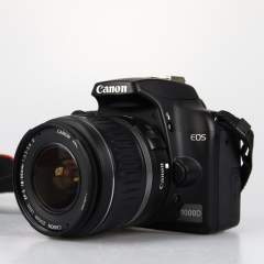 Canon EOS 1000D + EF-S 18-55mm II + laukku (käytetty)