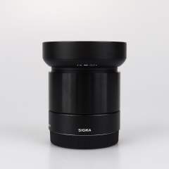 Sigma 60mm f/2.8 DN Art - Musta (Sony E) (käytetty)