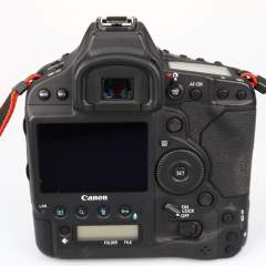 (Myyty) Canon EOS 1DX Mark II (SC:236000) (käytetty) 