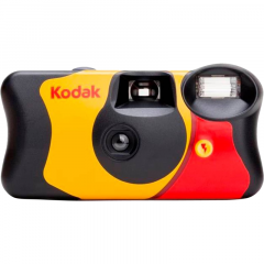 Kodak Fun Flash -kertakäyttökamera 27+12 kuvan filmillä