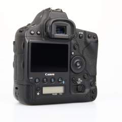 (Myyty) Canon EOS 1DX Mark II (SC: max 266000) (Käytetty)