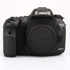 Canon EOS 7D Mark II runko (SC:106148) (käytetty)