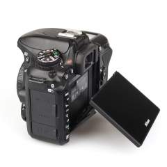 (Myyty) Nikon D7500 runko (SC: 37475) (käytetty) 