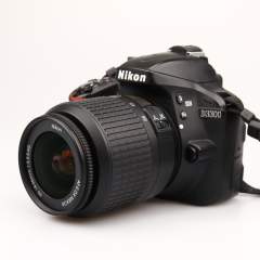 Nikon D3300 + 18-55mm (SC 17670) (käytetty)