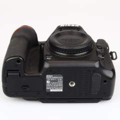 (Myyty) Nikon D500 runko (SC: 65470) (käytetty)