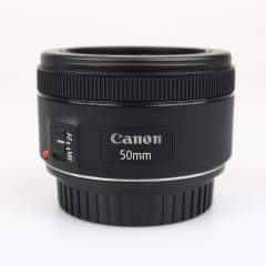 Canon EF 50mm f/1.8 STM + vastavalosuoja (käytetty)