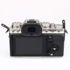 (Myyty) Fujifilm X-T4 runko - Hopea (SC: 78) (käytetty)