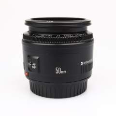 Canon EF 50mm f/1.8 II (käytetty)