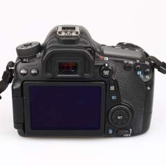 (Myyty) Canon EOS 70D runko (SC 12000) (käytetty)