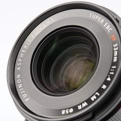 (Myyty) Fujifilm Fujinon XF 33mm f/1.4 R LM WR (käytetty) (takuu)