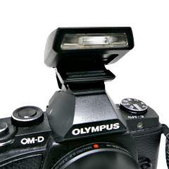 (Myyty) Olympus OM-D E-M5 runko (SC:16975) - Musta (Käytetty) 