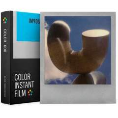 Impossible 600 Color värifilmi hopealla kehyksellä