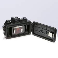 (Myyty) Nikon Nikonos V + Nikkor 35mm f/2.5 (käytetty)