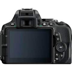Nikon D5600 + 18-55mm AF-P VR + 70-300mm AF-P VR