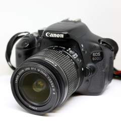 (Myyty) Canon EOS 600D + 18-55mm IS II (SC: 55846) (Käytetty)