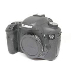 (Myyty) Canon EOS 7D runko (SC: 50000) (käytetty)
