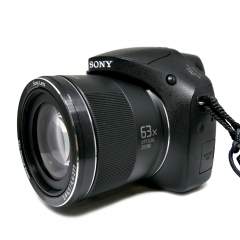 (Myyty) Sony DSC-H400 digikamera (käytetty)