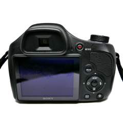 (Myyty) Sony DSC-H400 digikamera (käytetty)