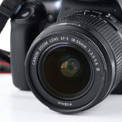 (Myyty) Canon EOS 1100D + EF-S 18-55mm (SC: 55150) (käytetty)