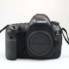 Canon EOS 5D Mark IV runko (SC: 35000) (käytetty)