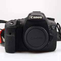 Canon EOS 7D (SC: 37000) (käytetty)