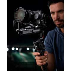 DJI RS 4 Gimbal -kameravakaaja