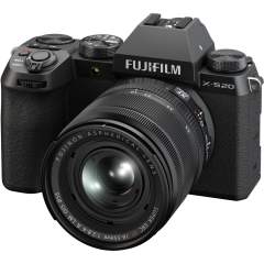 FujiFilm X-S20 + XF 18-55mm F2.8-4 R OIS Kit