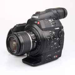 Canon EOS C300 videokamera + EF-S 18-55mm (käytetty) sis. ALV