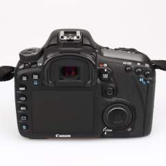 (Myyty) Canon EOS 7D runko (SC 10610) (käytetty)
