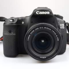 (Myyty) Canon EOS 60D + 18-55mm (SC: 16200) (käytetty)