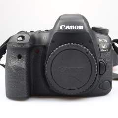 (Myyty) Canon EOS 6D Mark II (SC: 25200) (käytetty)