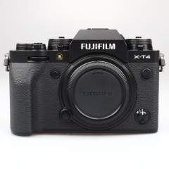 Fujifilm X-T4 (SC: 1500) (käytetty)