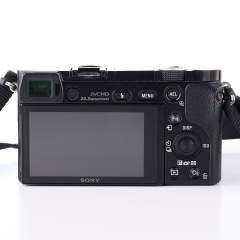 (Myyty) Sony A6000 + 16-50mm (SC: 950) (käytetty)