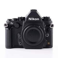 (Myyty) Nikon Df (SC: 6680) (käytetty)