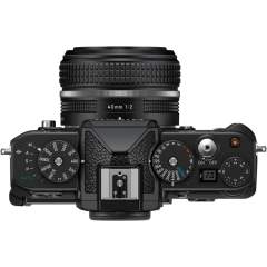 Nikon Zf -järjestelmäkamera + Viltrox 50mm F1.8 kaupan päälle