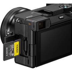 Sony A6700 -järjestelmäkamera